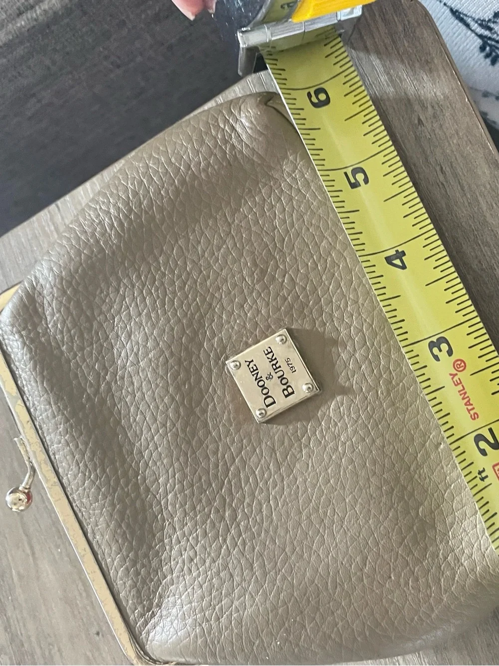 Dooney & Bourke Tan Pebbled Leather Kiss lock Clutch/change/Card wallet 6” X 6”